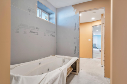 Hot Tub / Spa Photo of 857 Bradner Road, Abbotsford, BC