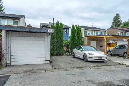 893 Pinebrook Place, Coquitlam, BC, Coquitlam — Single Family Residence for sale