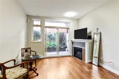 121 2250 Wesbrook Mall, Vancouver, BC, Vancouver — Apartment/Condo for sale