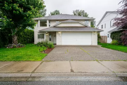 45200 Deans Avenue, Chilliwack, BC, Chilliwack — Single Family Residence for sale