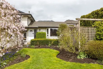 27155 34a Avenue, Langley, BC, Langley — Single Family Residence for sale