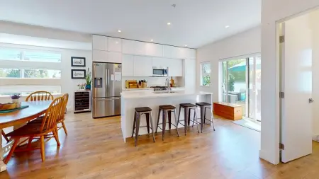101 736 Gibsons Way, Gibsons, BC, Gibsons — Townhouse for sale