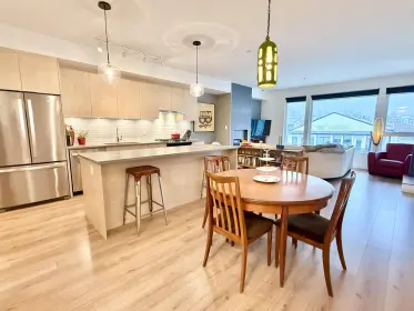 306 38165 Cleveland Avenue, Squamish, BC, Squamish — Apartment/Condo for sale