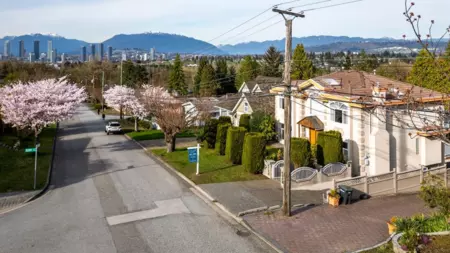 5198 Sussex Avenue, Burnaby, BC, Burnaby — Single Family Residence for sale
