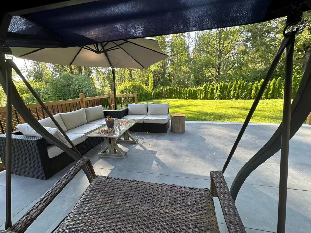 Entry Foyer Photo of 11377 Mcdougal Street, Maple Ridge, BC