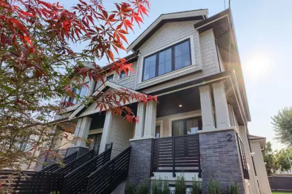 5262 Mckinnon Street, Vancouver, BC, Vancouver — Half Duplex for sale