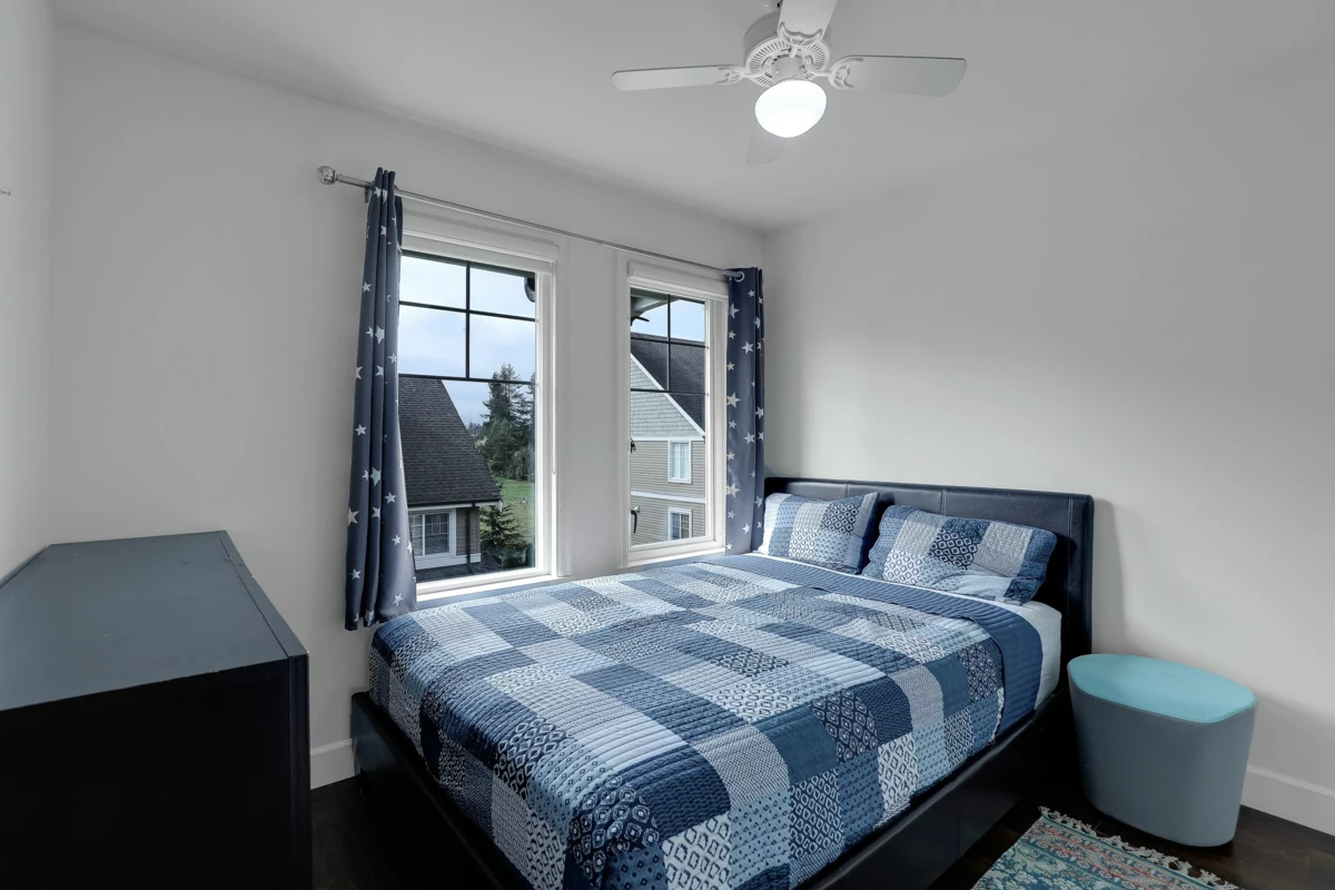 Backyard Photo of 2 32792 Lightbody Court, Mission, BC