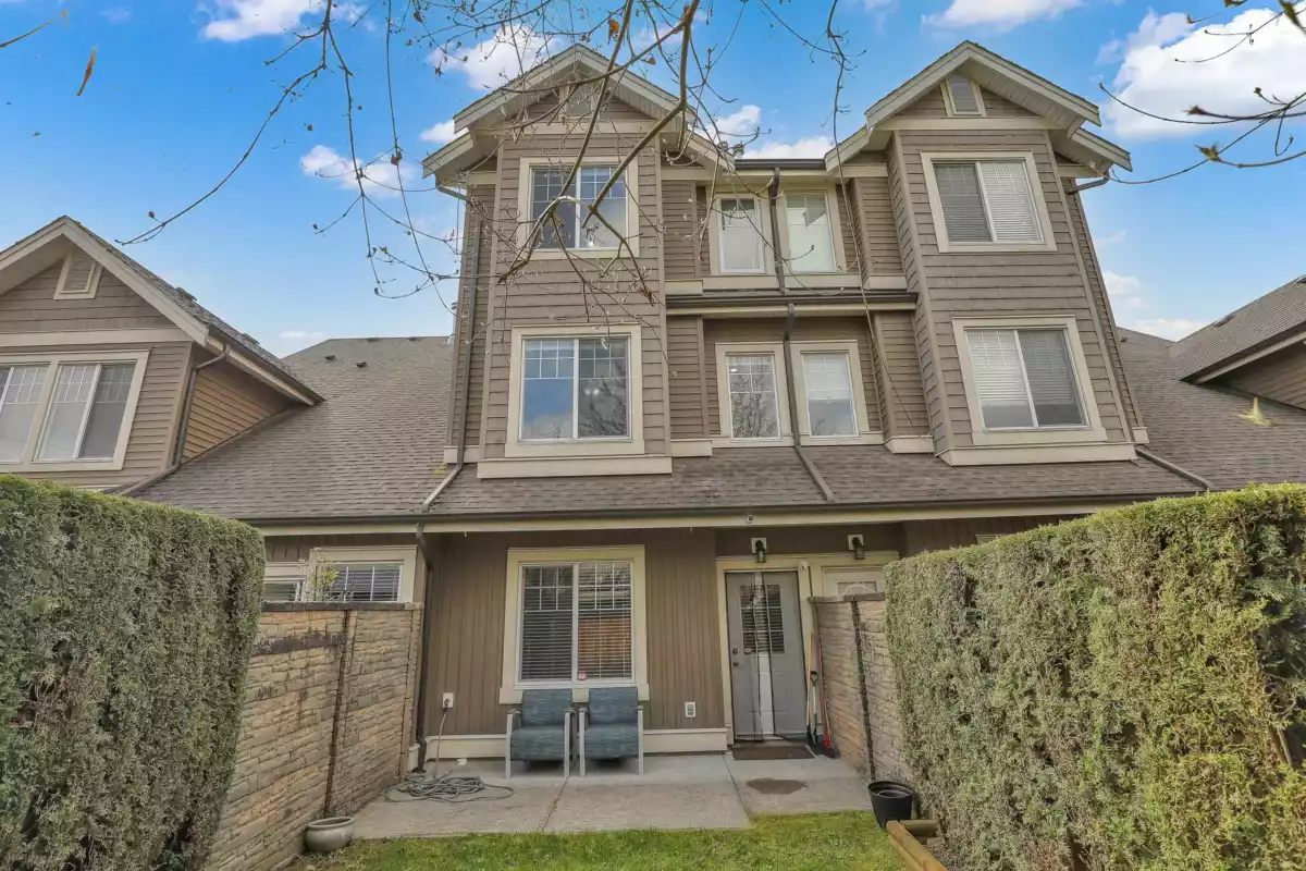 Community Amenities Photo (Clubhouse) of 2 32792 Lightbody Court, Mission, BC