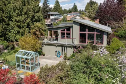 6507 Jasper Road, Sechelt, BC, Sechelt — Single Family Residence for sale