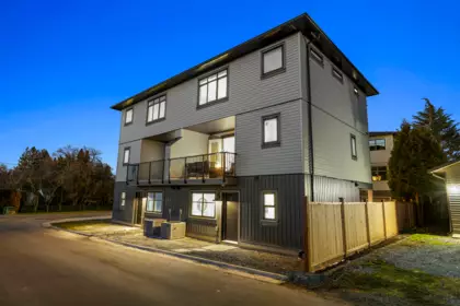 2 33586 Huggins Avenue, Abbotsford, BC, Abbotsford — Half Duplex for sale