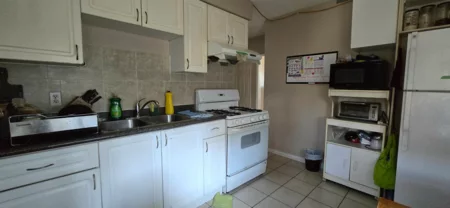 Pantry Photo of 1333 E 41st Avenue, Vancouver, BC