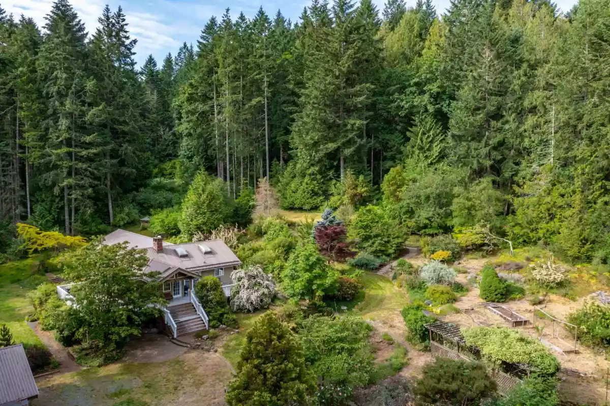 Living Room Photo of 211 Morgan Road, Galiano Island, BC