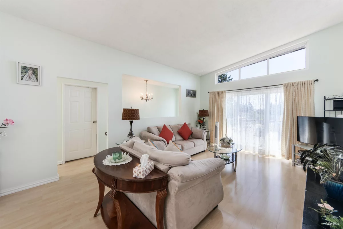 Living Room Photo of 7457 16th Avenue, Burnaby, BC