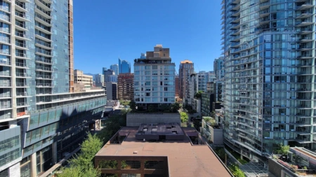 Breakfast Nook Photo of 1205 1308 Hornby Street, Vancouver, BC