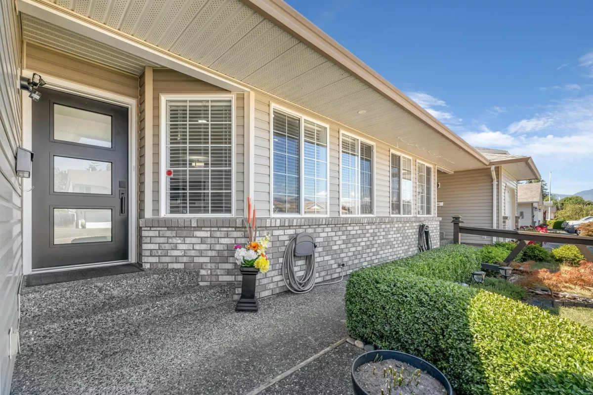 Exterior Rear Photo of 2 45156 Cumberland Avenue, Chilliwack, BC