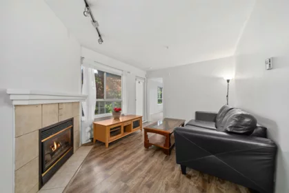 312 8110 120a Street, Surrey, BC, Surrey — Apartment/Condo for sale