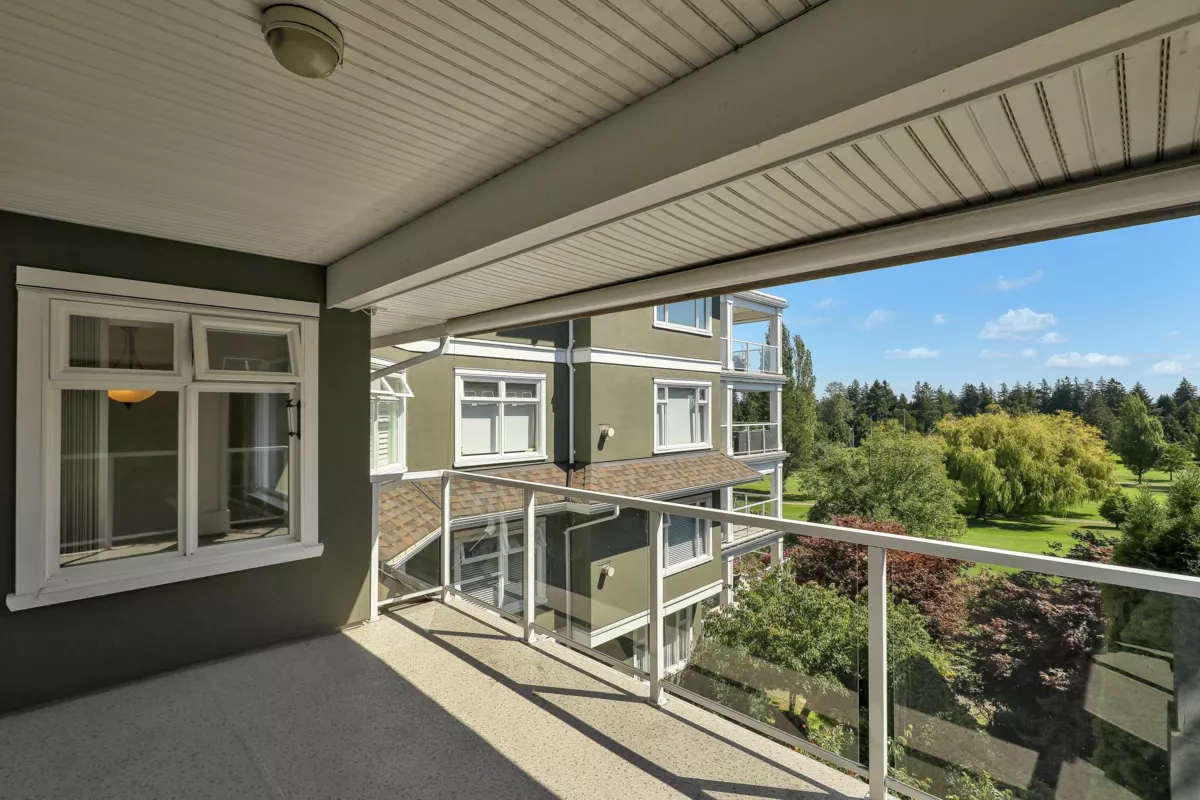 Breakfast Nook Photo of 301 1330 Hunter Road, Delta, BC