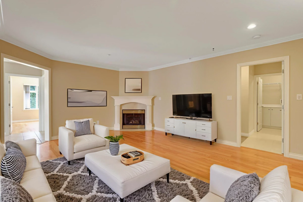 Dining Area Photo of 301 1330 Hunter Road, Delta, BC