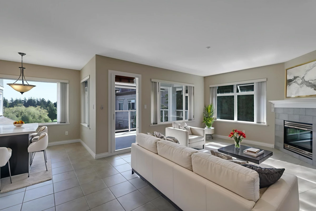 Living Room Photo of 301 1330 Hunter Road, Delta, BC