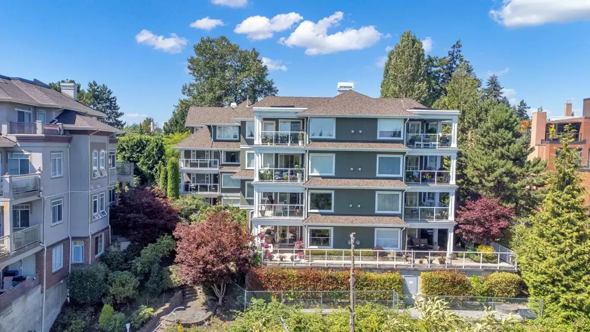 Walk-In Closet Photo of 301 1330 Hunter Road, Delta, BC