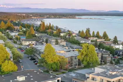303 15210 Pacific Avenue, White Rock, BC, White Rock — Apartment/Condo for sale