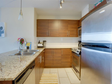 504 814 Royal Avenue, New Westminster, BC, New Westminster — Apartment/Condo for sale