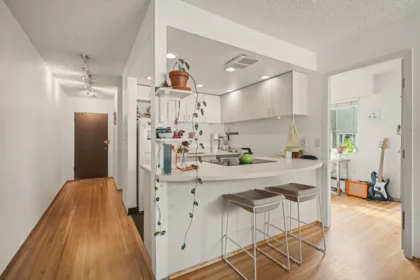 2 1235 W 10th Avenue, Vancouver, BC, Vancouver — Apartment/Condo for sale