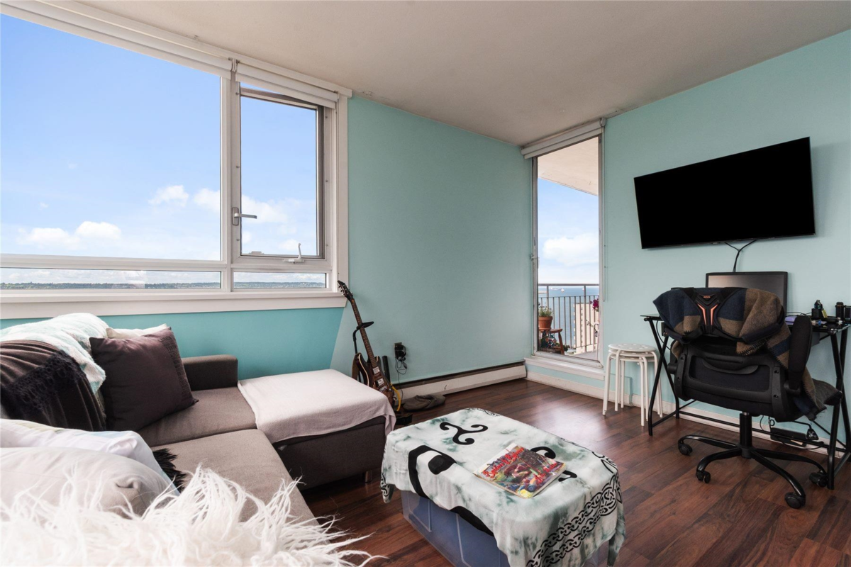 Family Room Photo of 2402 1850 Comox Street, Vancouver, BC