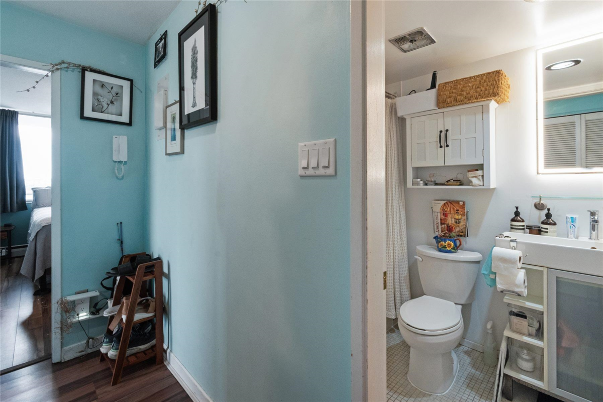 Loft / Bonus Room Photo of 2402 1850 Comox Street, Vancouver, BC