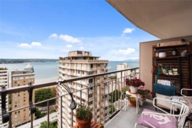 2402 1850 Comox Street, Vancouver, BC