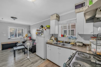 180 E 62nd Avenue, Vancouver, BC, Vancouver — Single Family Residence for sale