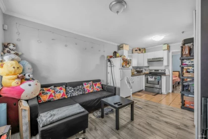 180 E 62nd Avenue, Vancouver, BC, Vancouver — Single Family Residence for sale