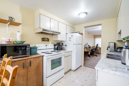 202 13893 74 Avenue, Surrey, BC, Surrey — Townhouse for sale
