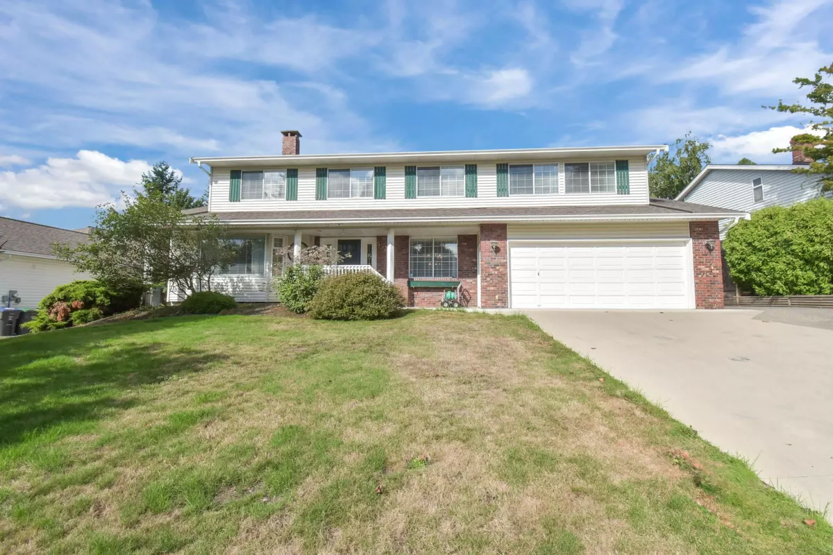 Exterior Front Photo of 5533 183a Street, Surrey, BC