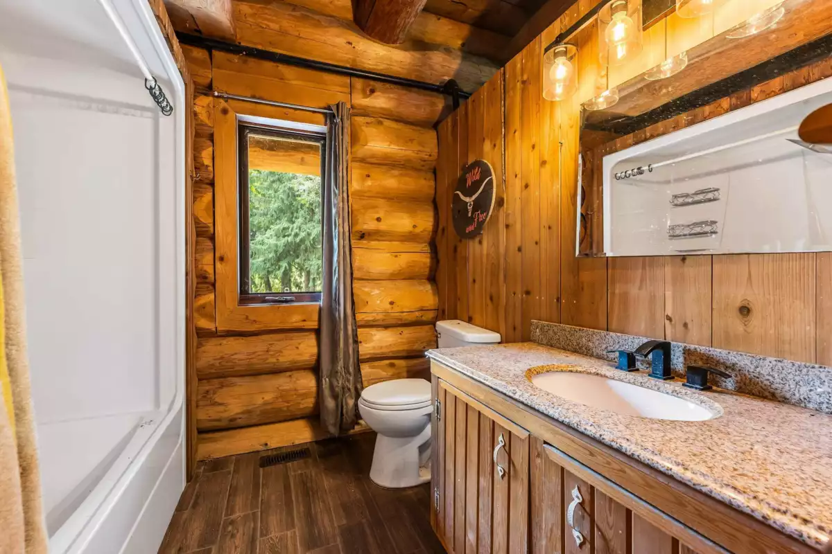 Bedroom 2 Photo of 55270 Chilliwack Bench Fsr Road, Chilliwack, BC