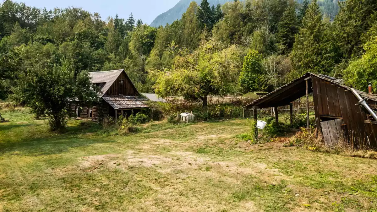 Garden / Landscaping Photo of 55270 Chilliwack Bench Fsr Road, Chilliwack, BC