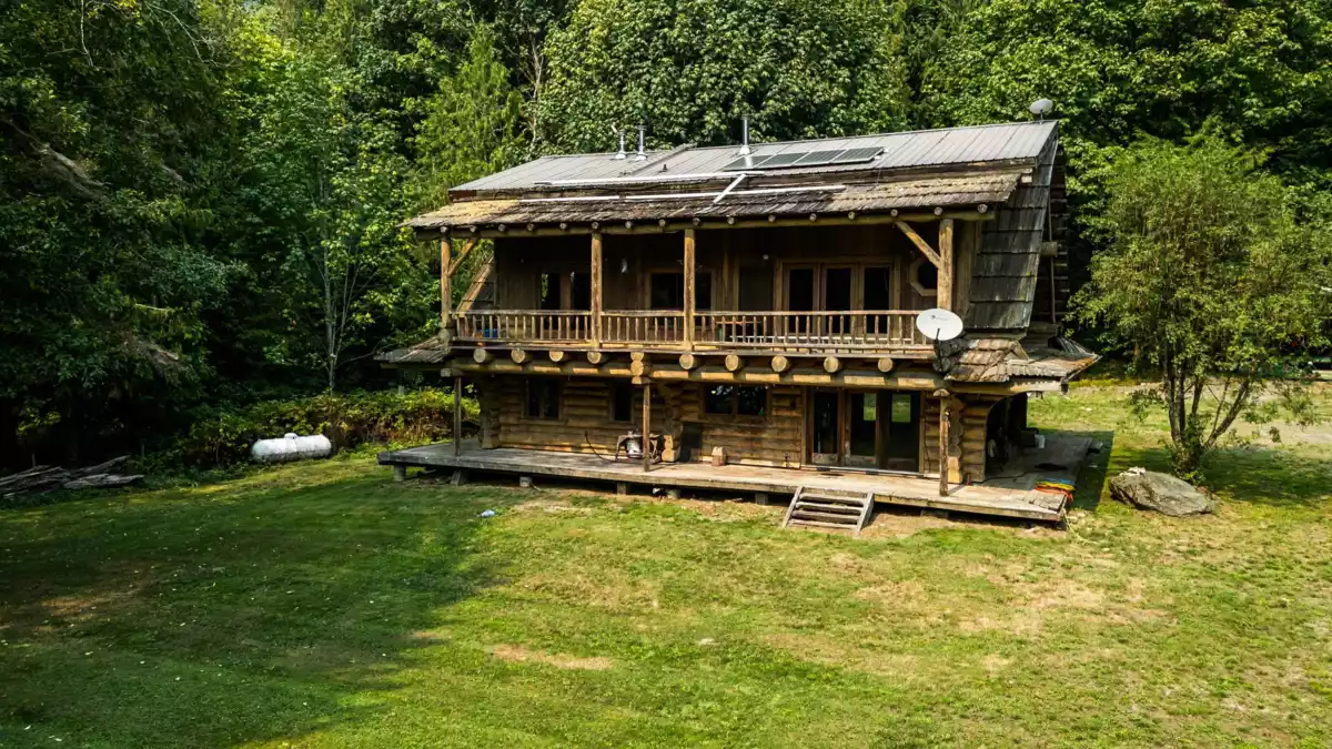 Laundry Room Photo of 55270 Chilliwack Bench Fsr Road, Chilliwack, BC