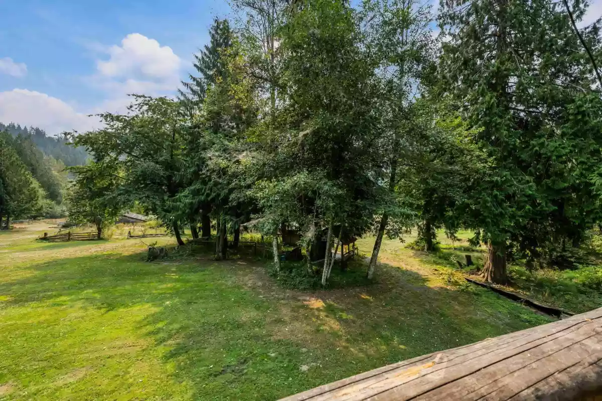 Loft / Bonus Room Photo of 55270 Chilliwack Bench Fsr Road, Chilliwack, BC