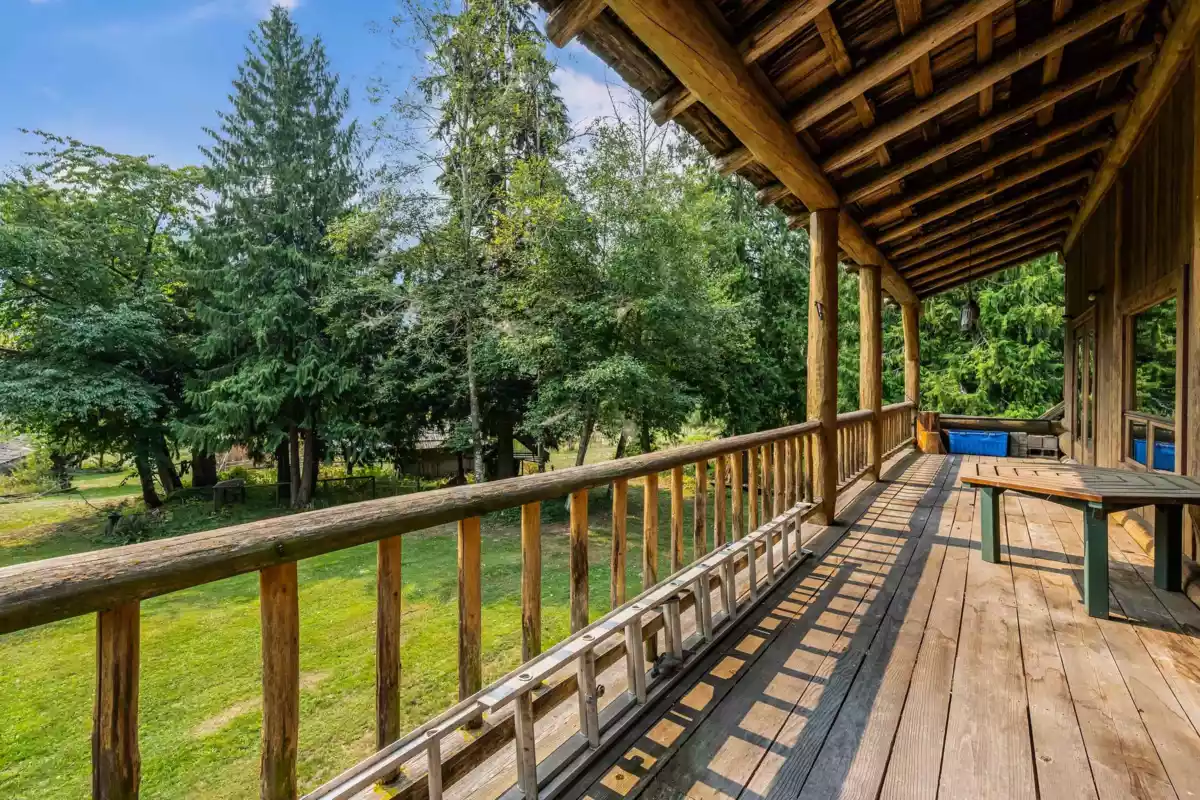 Powder Room Photo of 55270 Chilliwack Bench Fsr Road, Chilliwack, BC