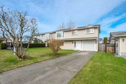26619 30 Avenue, Langley, BC, Langley — Single Family Residence for sale