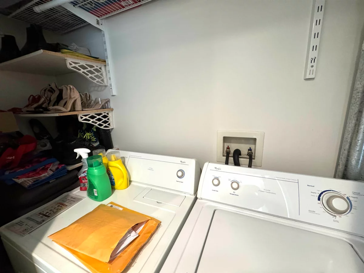 Bedroom 4 Photo of 1503 121 W 15th Street, North Vancouver, BC