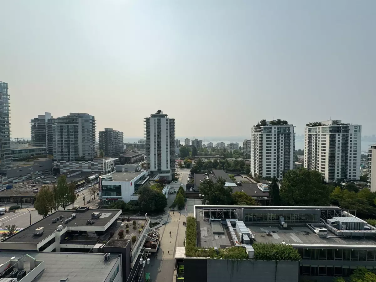 Kitchen Photo of 1503 121 W 15th Street, North Vancouver, BC