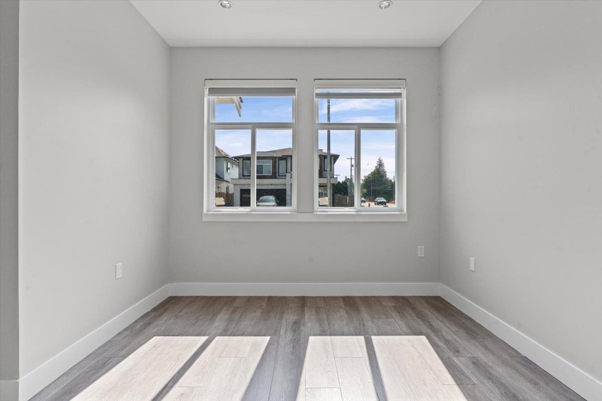 Backyard Photo of 853 Willow Place, Harrison Hot Springs, BC