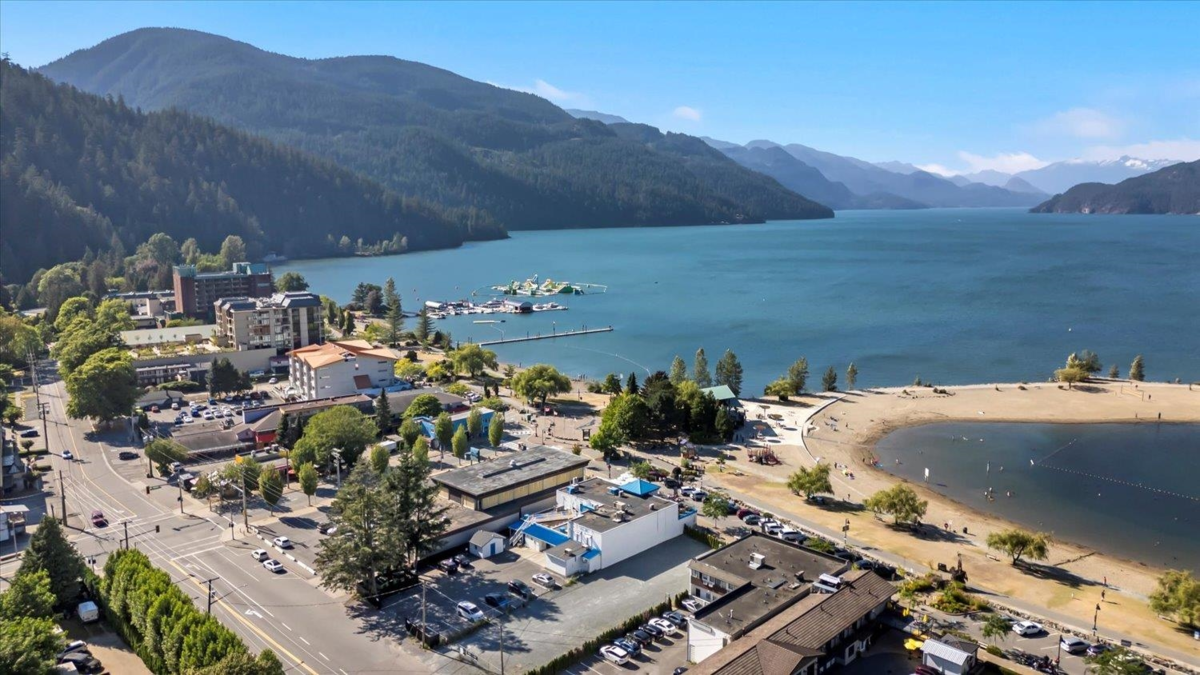 Fitness Center Photo Near 853 Willow Place, Harrison Hot Springs, BC