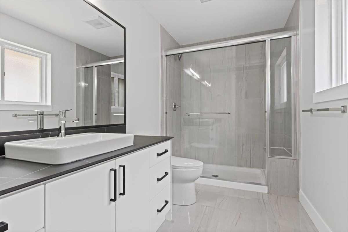 Front Yard Photo of 853 Willow Place, Harrison Hot Springs, BC