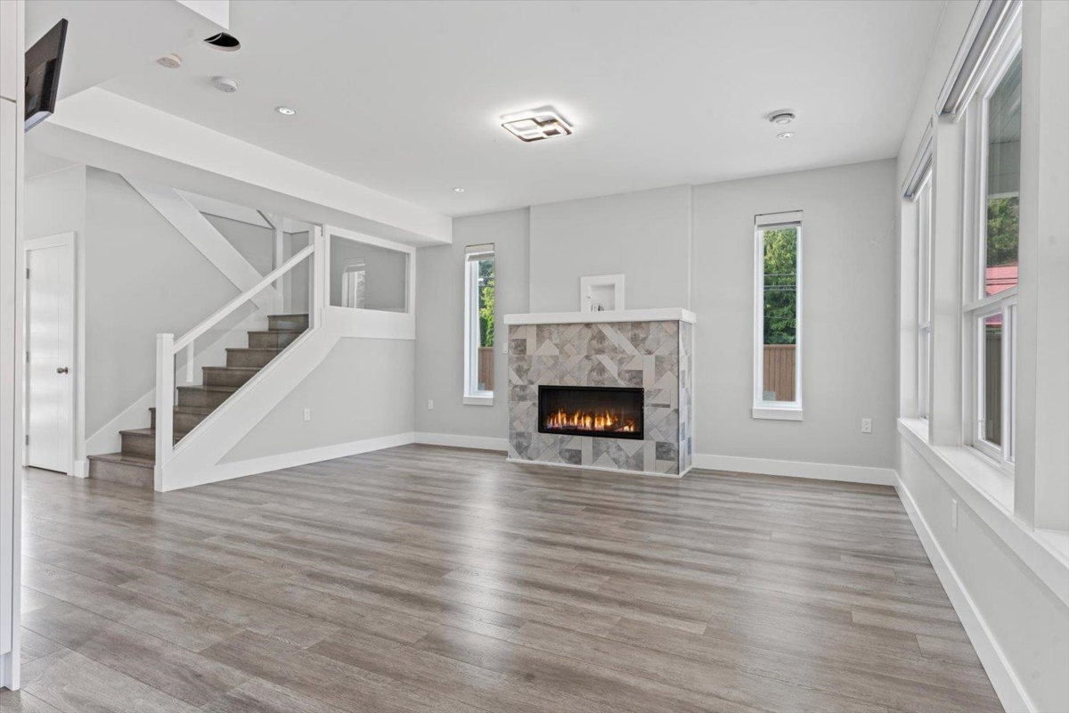Primary Bathroom Photo of 853 Willow Place, Harrison Hot Springs, BC