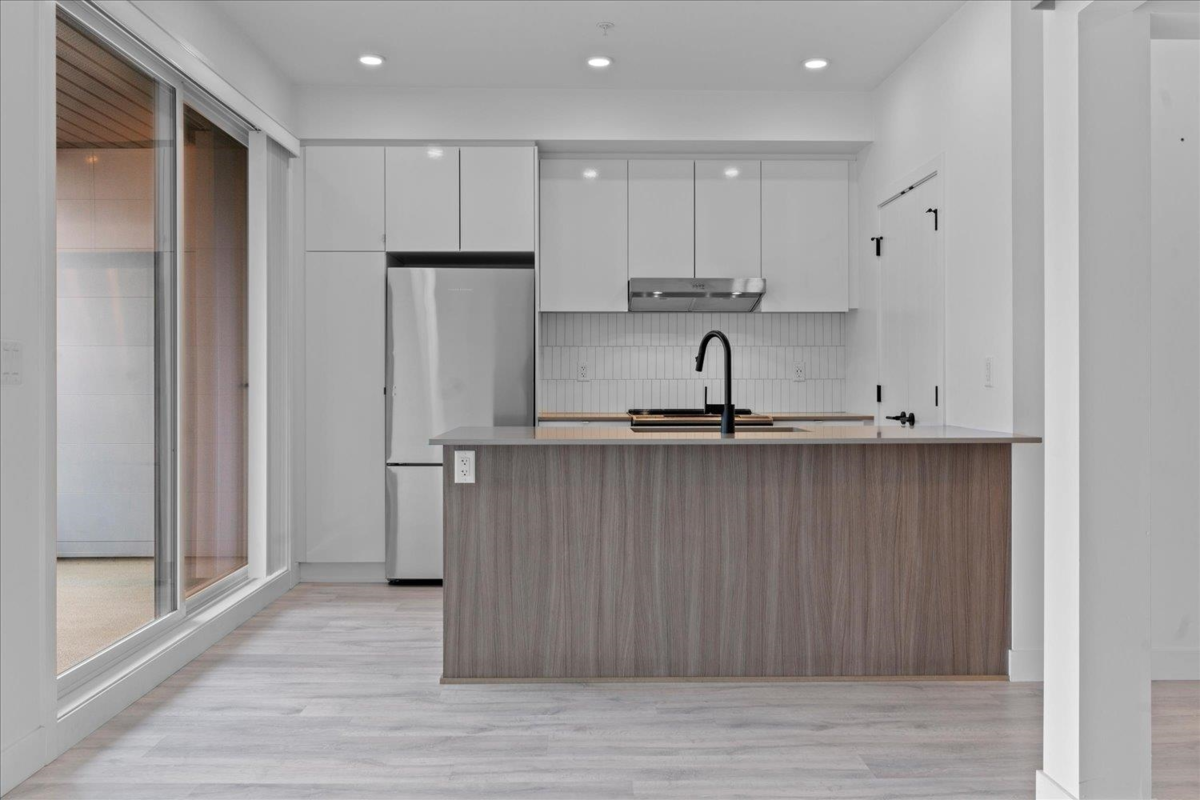 Breakfast Nook Photo of 509 32838 Landeau Place, Abbotsford, BC