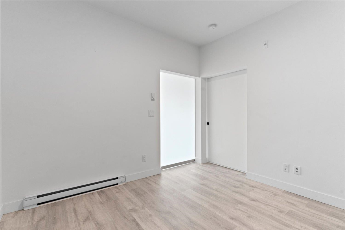 Entry Foyer Photo of 509 32838 Landeau Place, Abbotsford, BC