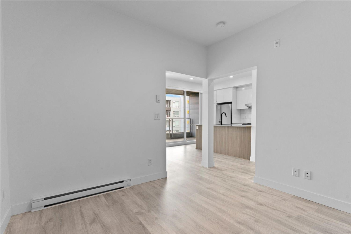 Mudroom Photo of 509 32838 Landeau Place, Abbotsford, BC
