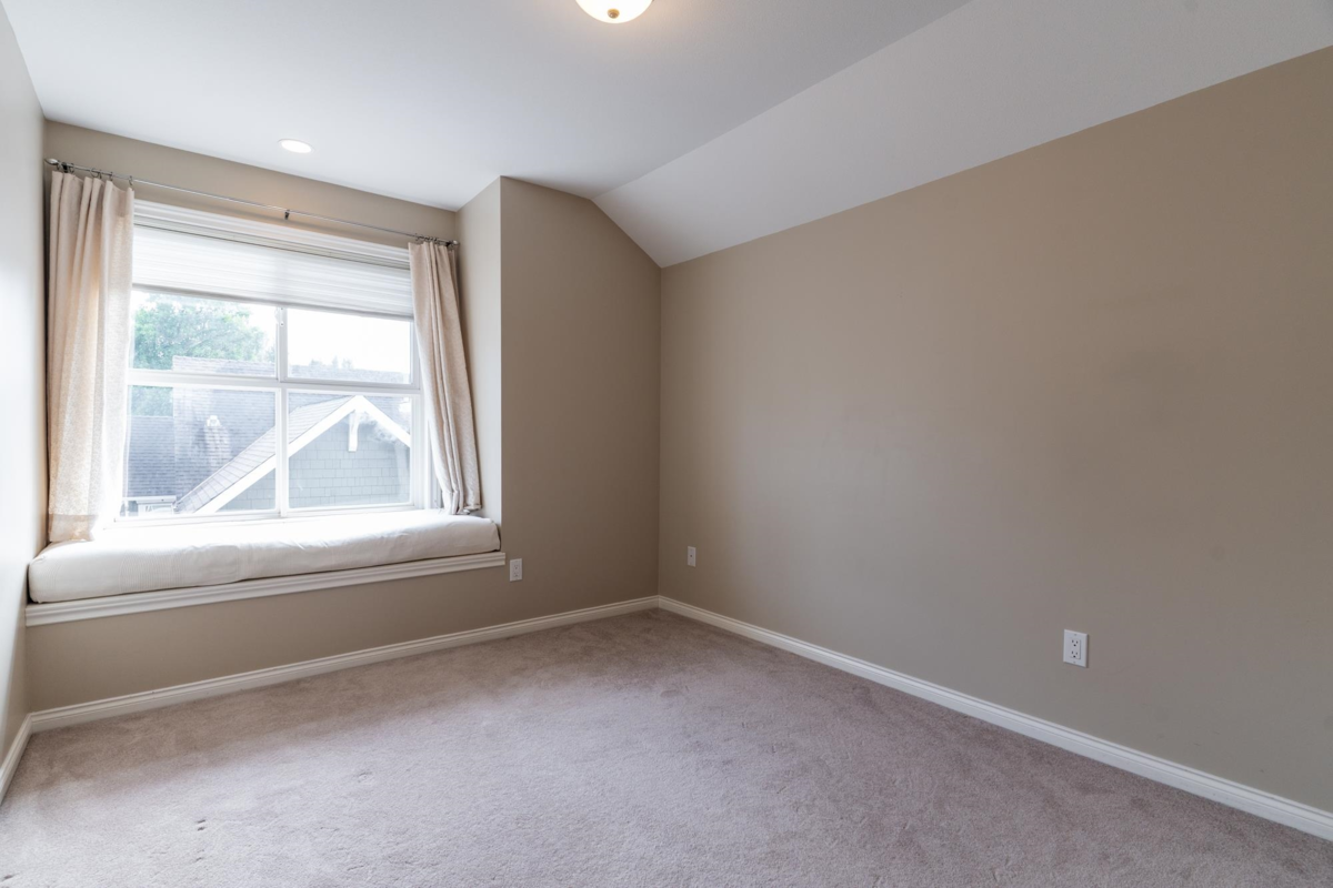Powder Room Photo of 40 3088 Francis Road, Richmond, BC
